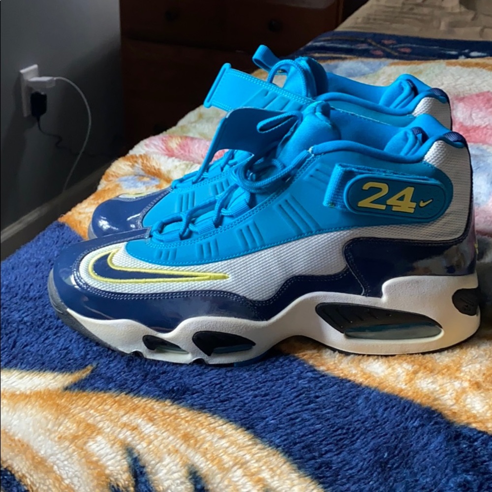 Brand new Nike Air Max Griffey 1 “Turquoise/Navy”
